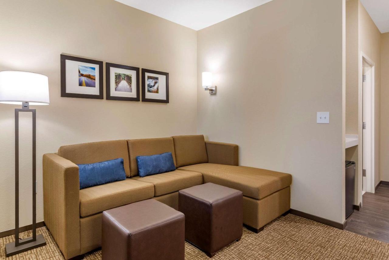 Comfort Suites Newnan Exteriör bild